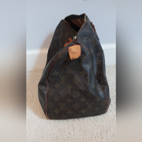 Louis Vuitton Handbag Code SP 8942~ Damaged/ Stained - Picture 5 of 12